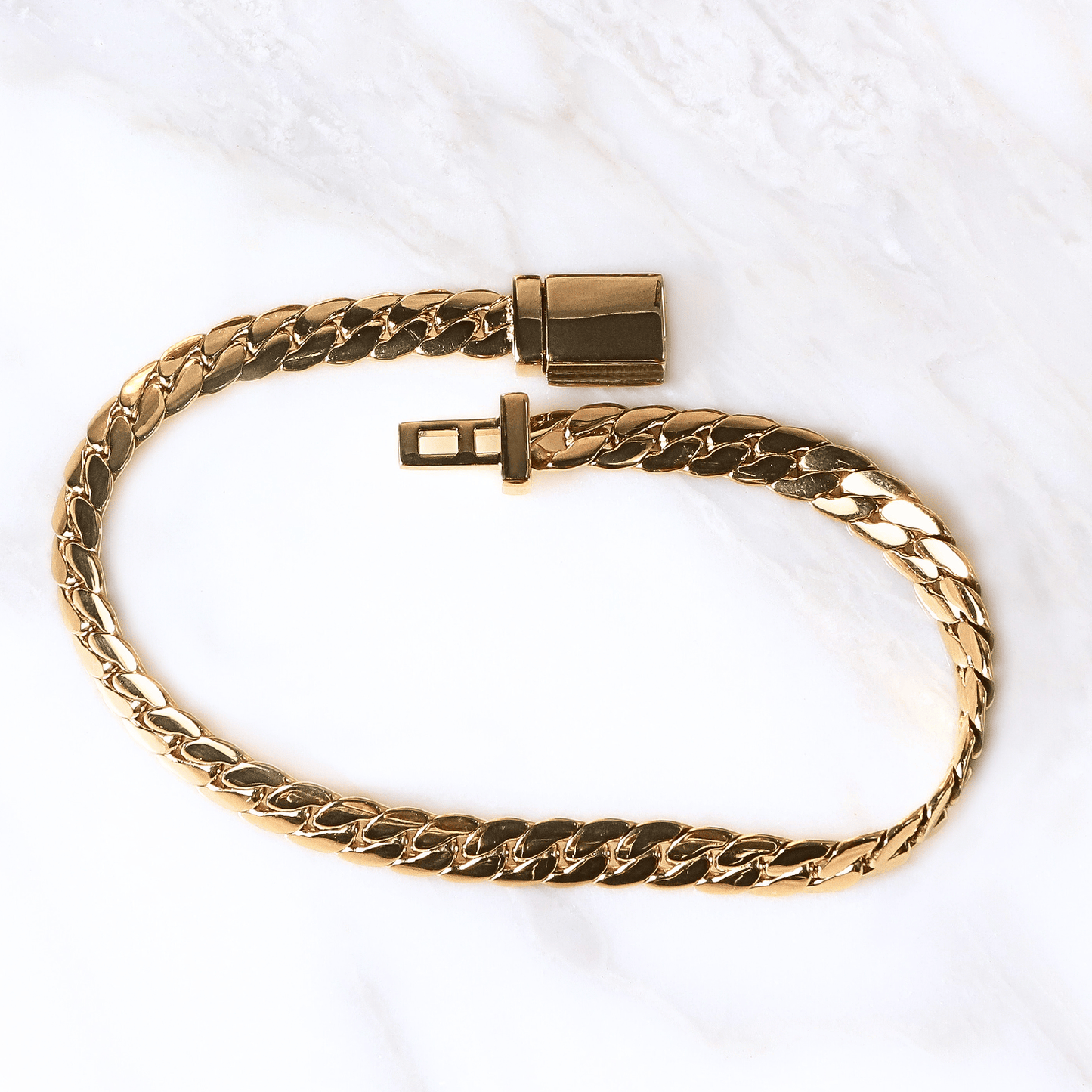 PULSERA SERPIENTE LISA ORO LAMINADO 18K
